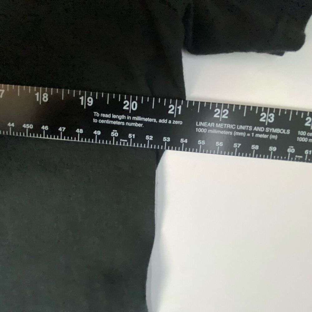 Batman T-shirt With Vintage Inspired‎ Logo Men’s Size Large Black Bat Symbol - Picture 8 of 8